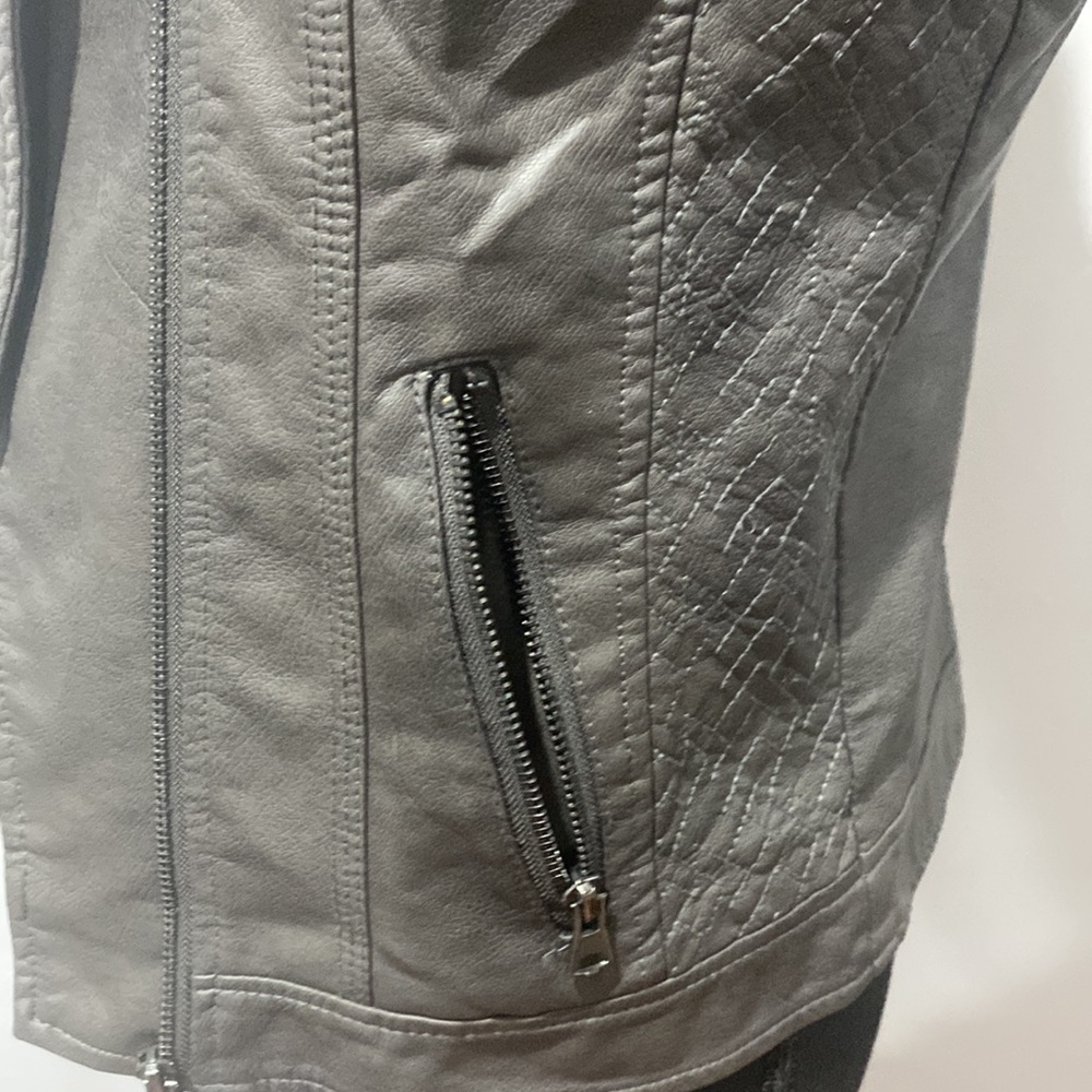 American Rag leather jacket - Picture 3 of 5